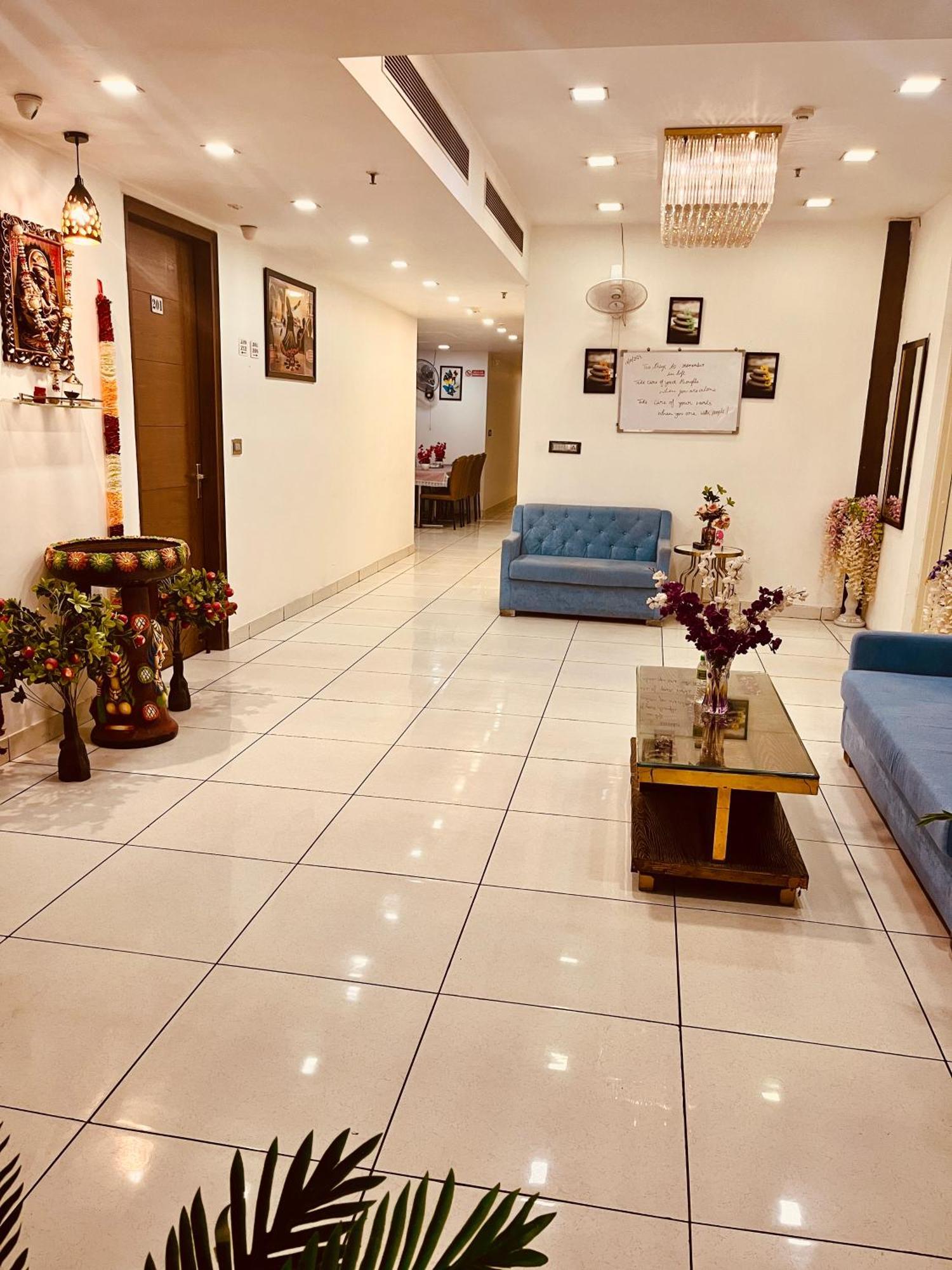Amora Rooms Dwarka Нью-Дели Экстерьер фото