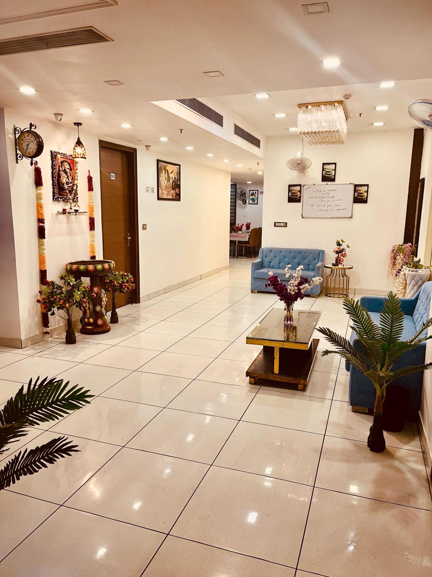 Amora Rooms Dwarka Нью-Дели Экстерьер фото